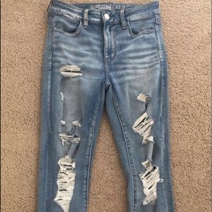 American Eagle skinny ripped jeans!!